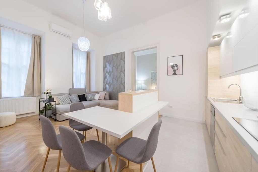 Venus Apartments - King Street I Budapest Eksteriør billede